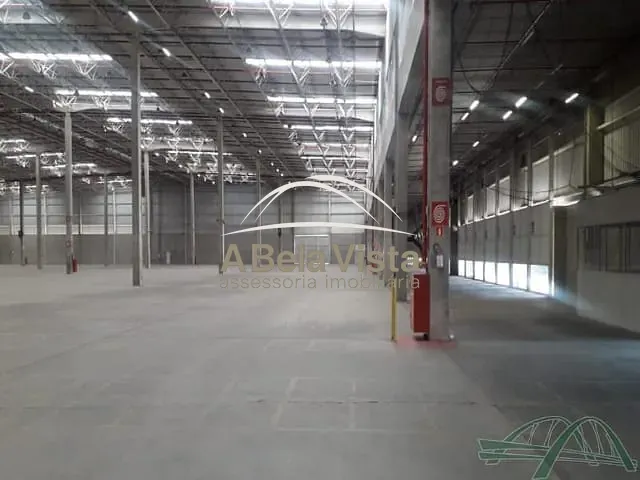 Galpão / Barracão com 32141m², para alugar, no bairro Jardim Boa Vista (Zona Oeste) em Osasco