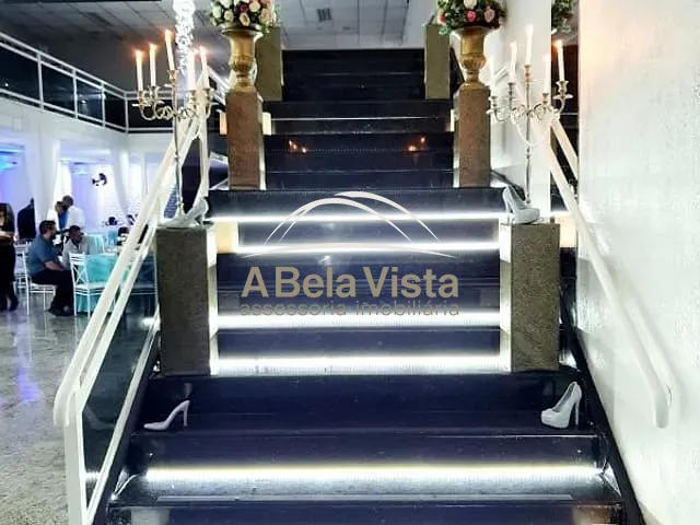 Galpão / Barracão com 500m², à venda, no bairro Km 18 em Osasco