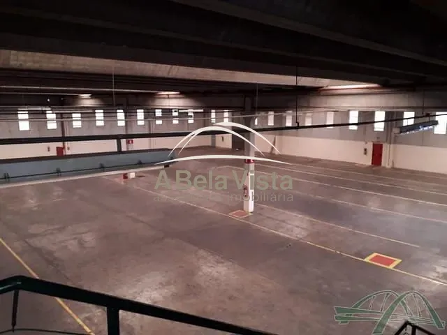 Galpão / Barracão com 4700m², para alugar, no bairro Vila Menck em Osasco