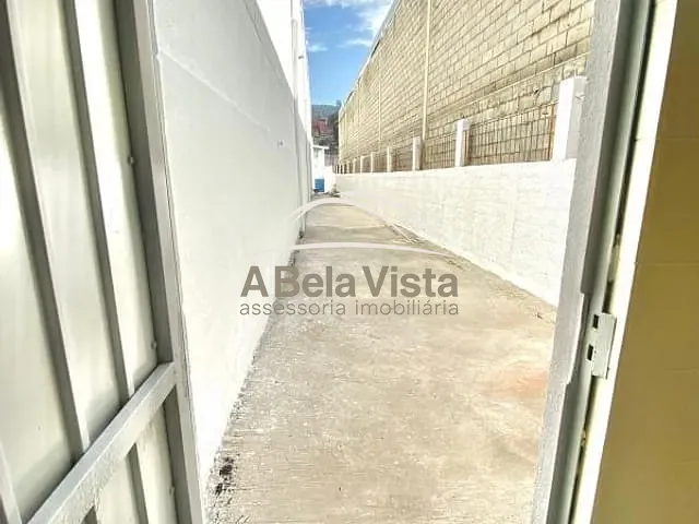 Galpão / Barracão com 1300m², para alugar, no bairro Jardim California em Barueri