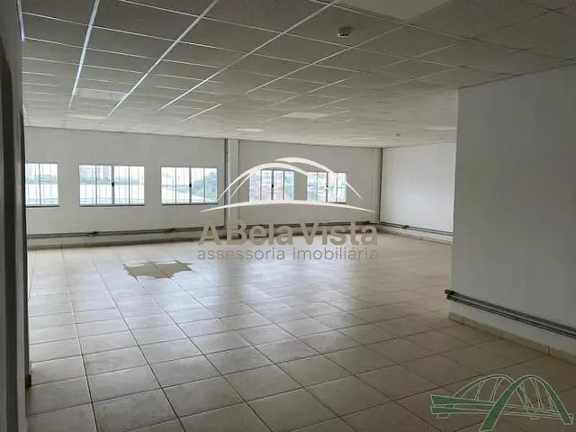 Galpão / Barracão com 690m², para alugar, no bairro Chácaras Marco em Barueri