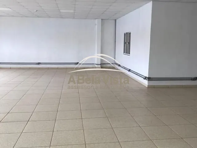 Galpão / Barracão com 690m², para alugar, no bairro Chácaras Marco em Barueri