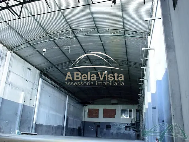 Galpão / Barracão com 600m² 1 quarto e 3 banheiros, à venda, no bairro Água Branca em São Paulo
