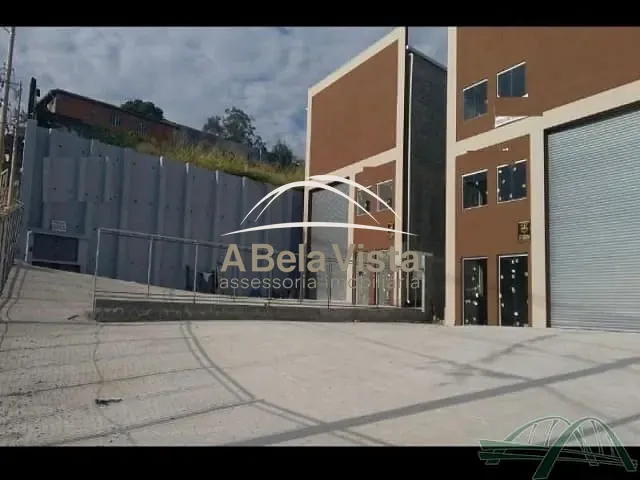 Galpão / Barracão com 970m², à venda, no bairro Jardim Jurupari (Fazendinha) em Santana de Parnaíba