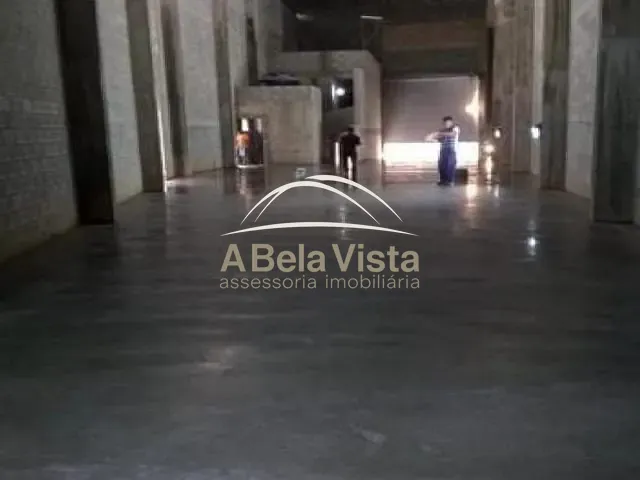 Galpão / Barracão com 970m², à venda, no bairro Jardim Jurupari (Fazendinha) em Santana de Parnaíba