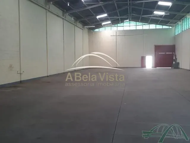 Galpão / Barracão com 1200m², à venda, no bairro Jardim da Varzea em Santana de Parnaíba