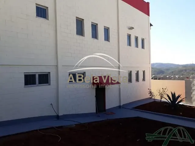 Galpão / Barracão com 1200m², à venda, no bairro Jardim da Varzea em Santana de Parnaíba