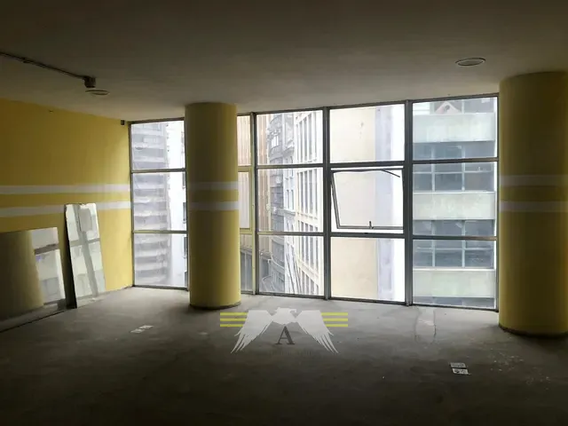Box/Garagem para alugar, no bairro Sé em São Paulo