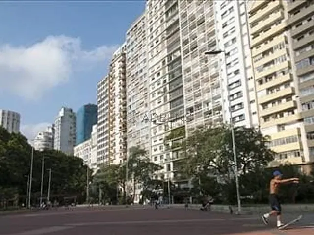 Box/Garagem à venda, no bairro Bela Vista em São Paulo