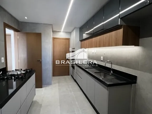Apartamento com 140m² 3 quartos e 4 banheiros, à venda, no bairro Setor Marista em Goiânia