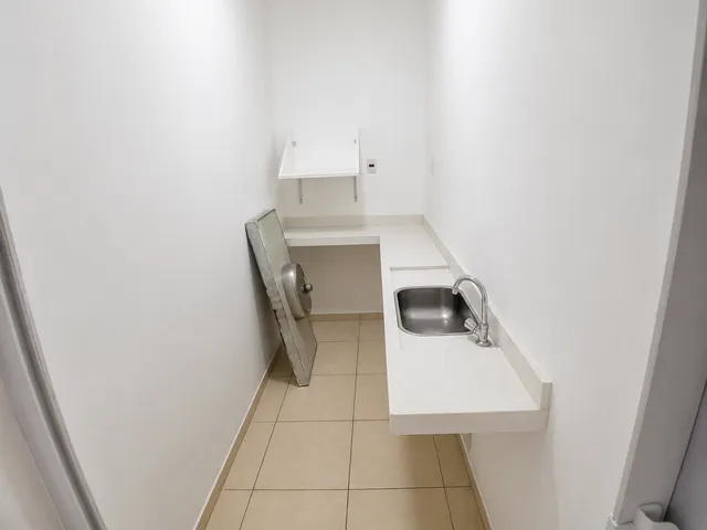 Box/Garagem para alugar, no bairro Vila Carrão em São Paulo