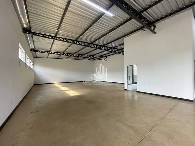 Box/Garagem para alugar, no bairro Jardim Acaraí em Pederneiras
