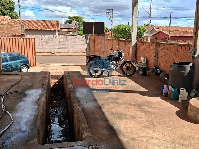 Box/Garagem à venda, no bairro Jardim Sumare em Miguelópolis