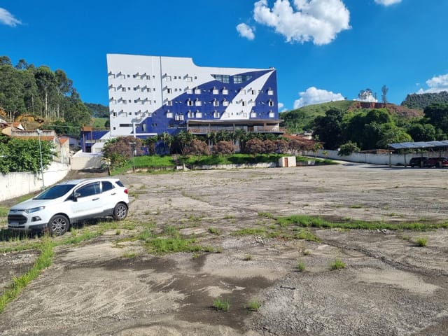 Box/Garagem com 5356m², para alugar, no bairro Parque Residencial Itaguassu em Aparecida