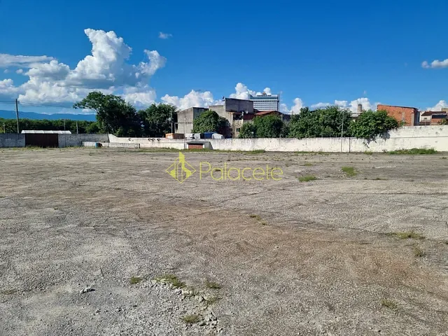 Box/Garagem com 5356m², para alugar, no bairro Parque Residencial Itaguassu em Aparecida