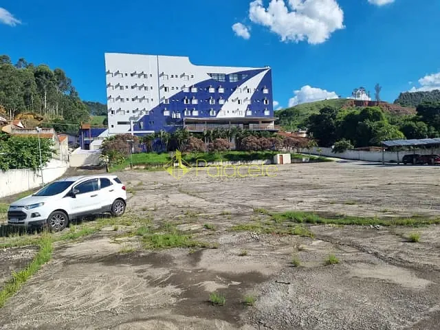 Box/Garagem com 5356m², para alugar, no bairro Parque Residencial Itaguassu em Aparecida