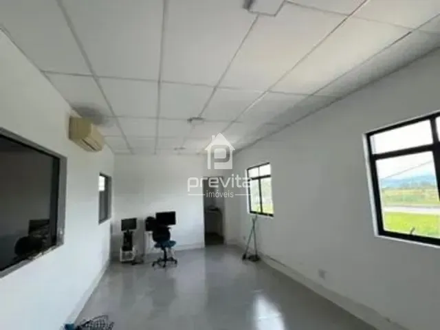 Box/Garagem com 1260m², para alugar, no bairro Bosque da Saúde em Taubaté