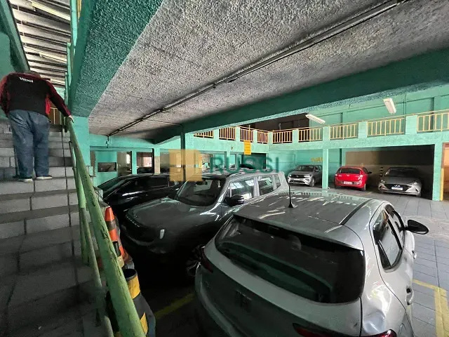 Box/Garagem à venda ou para alugar, no bairro Centro em São José dos Campos