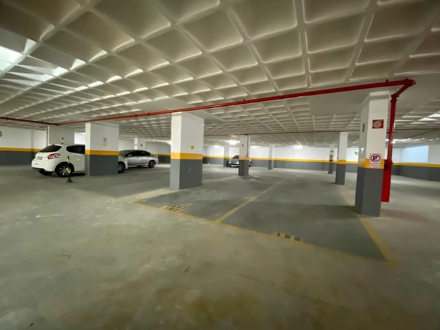 Box/Garagem com 12m², à venda, no bairro Centro em Juiz de Fora