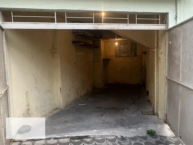 Box/Garagem para alugar, no bairro Centro em Santos Dumont