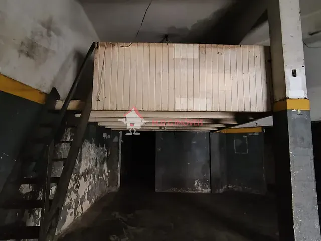 Box/Garagem com 100m² 1 quarto e 1 banheiro, para alugar, no bairro Vila Mariana em São Paulo