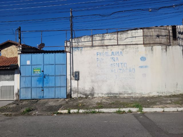 Box/Garagem com 160m², à venda, no bairro Parque São Benedito em Pindamonhangaba