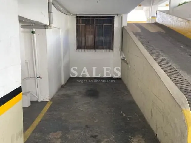 Box/Garagem com 12m², à venda, no bairro Centro em Juiz de Fora