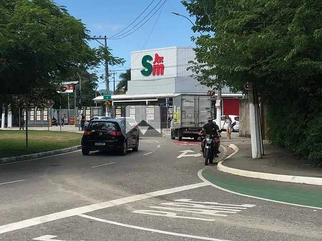 Box/Garagem para alugar, no bairro Cafubá em Niterói