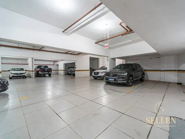 Box/Garagem com 1008m², à venda, no bairro Pioneiros em Balneário Camboriú