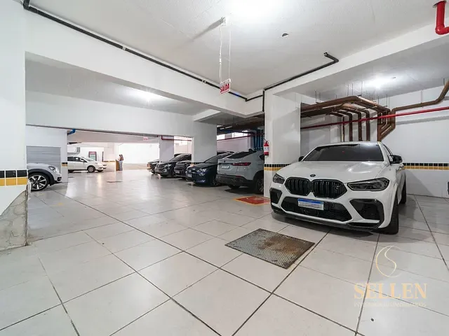 Box/Garagem com 1008m², à venda, no bairro Pioneiros em Balneário Camboriú