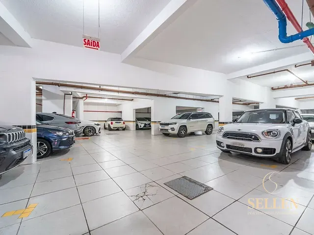 Box/Garagem com 1008m², à venda, no bairro Pioneiros em Balneário Camboriú