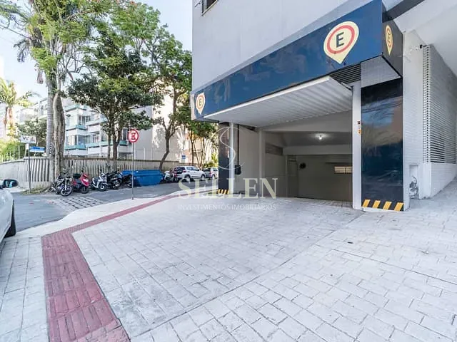 Box/Garagem com 1008m², à venda, no bairro Pioneiros em Balneário Camboriú