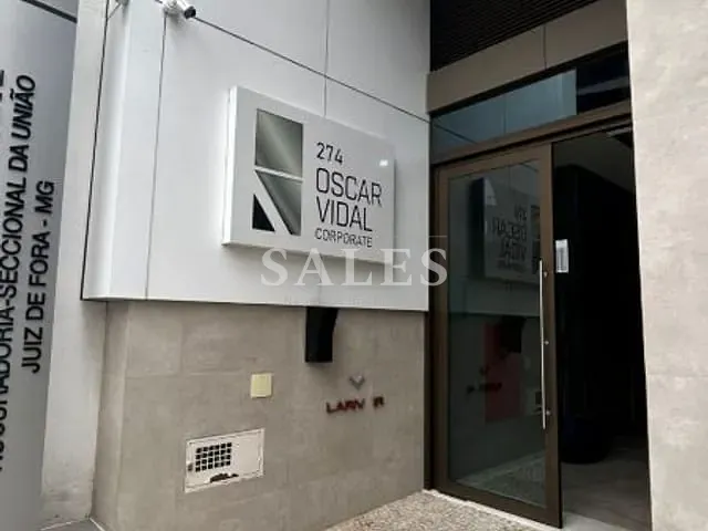 Box/Garagem com 10m², à venda, no bairro Centro em Juiz de Fora