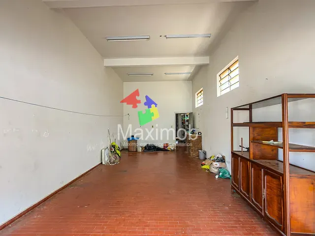 Box/Garagem para alugar, no bairro Santa Cruz em Itapira