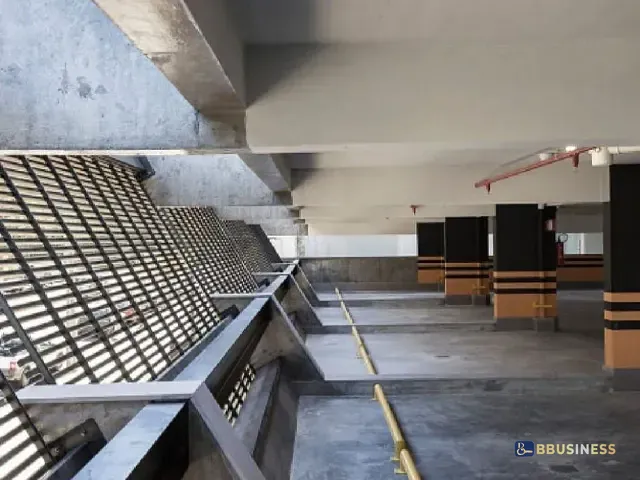 Box/Garagem à venda, no bairro Exposição em Caxias do Sul