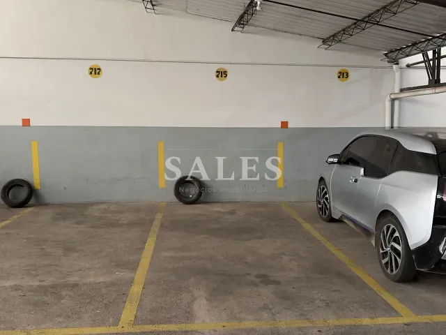 Box/Garagem com 12m², à venda, no bairro Centro em Juiz de Fora