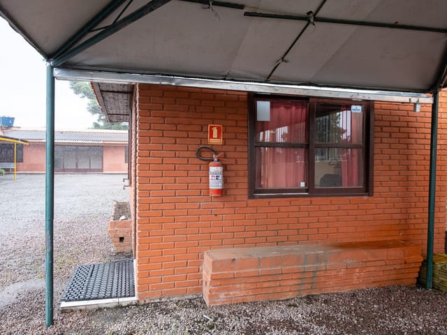 Box/Garagem com 473m², para alugar, no bairro Fragata em Pelotas