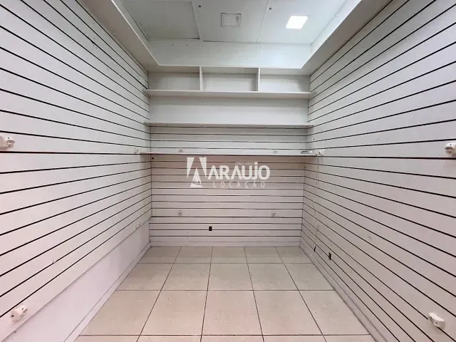 Box/Garagem para alugar, no bairro Centro em Itajaí