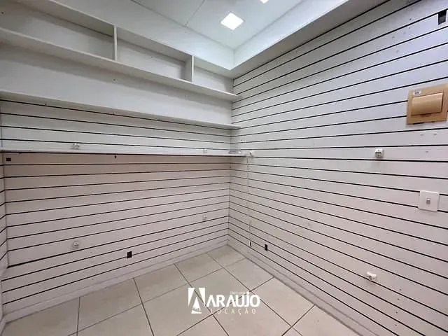 Box/Garagem para alugar, no bairro Centro em Itajaí