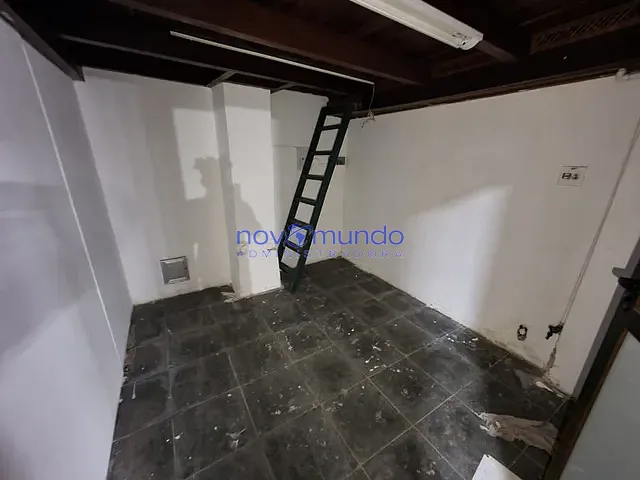 Box/Garagem com 10m², para alugar, no bairro Botafogo em Rio de Janeiro