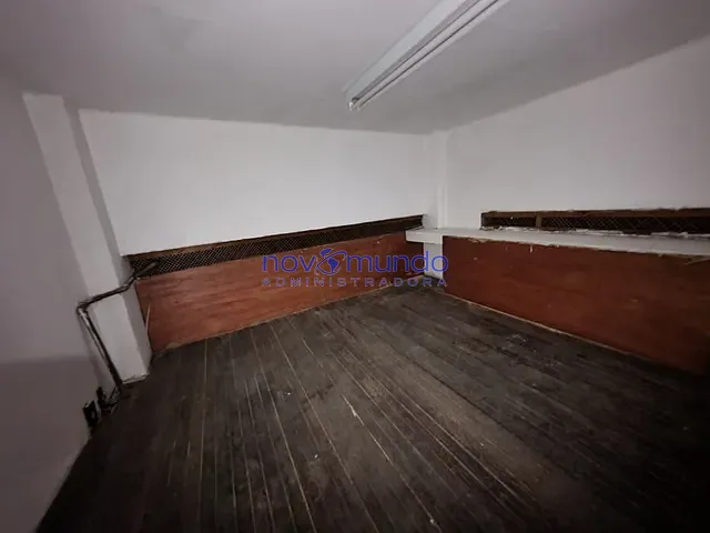 Box/Garagem com 10m², para alugar, no bairro Botafogo em Rio de Janeiro