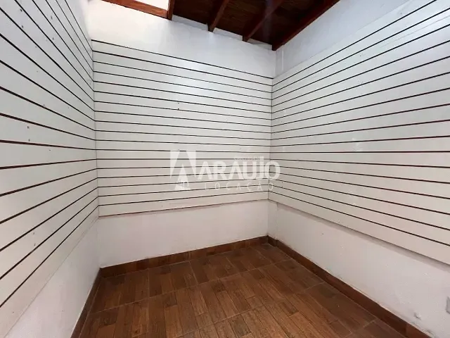 Box/Garagem para alugar, no bairro Centro em Itajaí