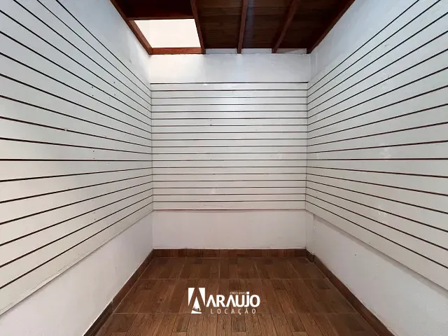Box/Garagem para alugar, no bairro Centro em Itajaí