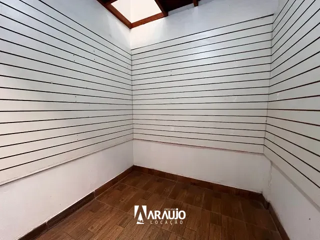 Box/Garagem para alugar, no bairro Centro em Itajaí