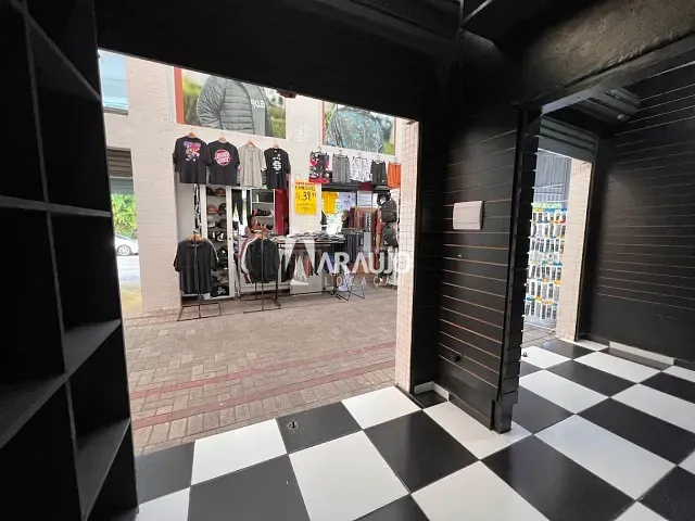 Box/Garagem para alugar, no bairro Centro em Itajaí