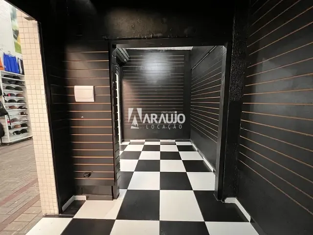 Box/Garagem para alugar, no bairro Centro em Itajaí