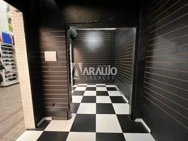 Box/Garagem para alugar, no bairro Centro em Itajaí