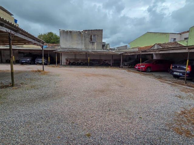 Foto do Box/Garagem - Box/Garagem comercial à venda no Centro de Pelotas – 1.723 m² de área total, 50 vagas cobertas mas com potencial para até 90 carros. | UP Imóveis