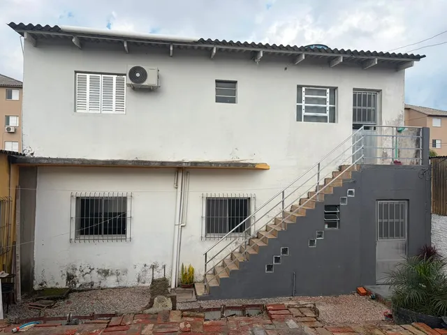 Box/Garagem com 450m², à venda, no bairro Três Vendas em Pelotas