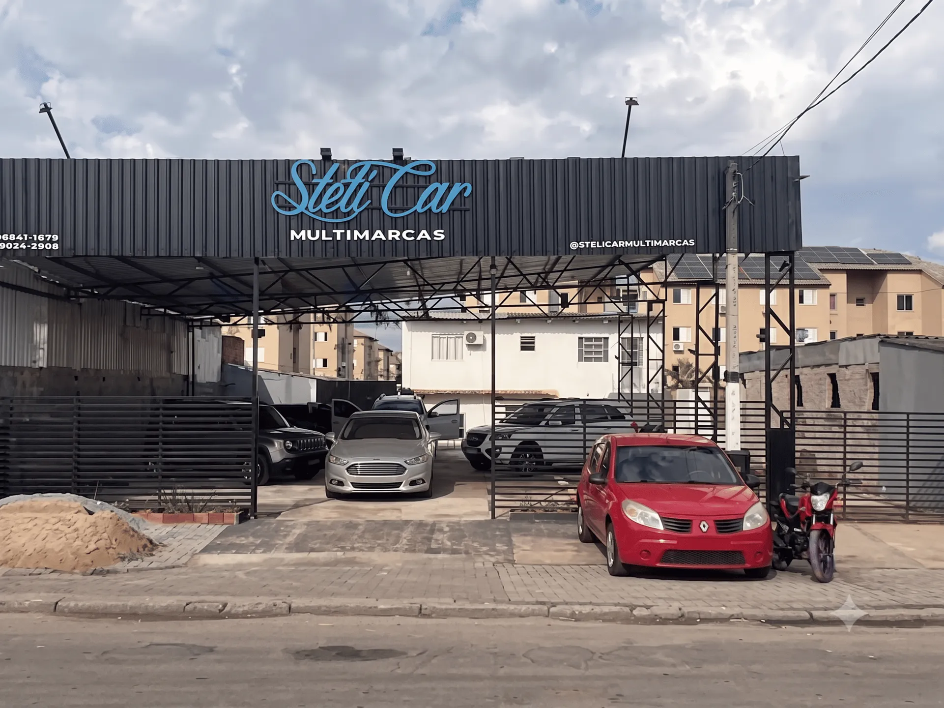 Prédio comercial à venda na Jacob Bainy, Três Vendas -181 m² de área construída em localização estratégica com grande fluxo.